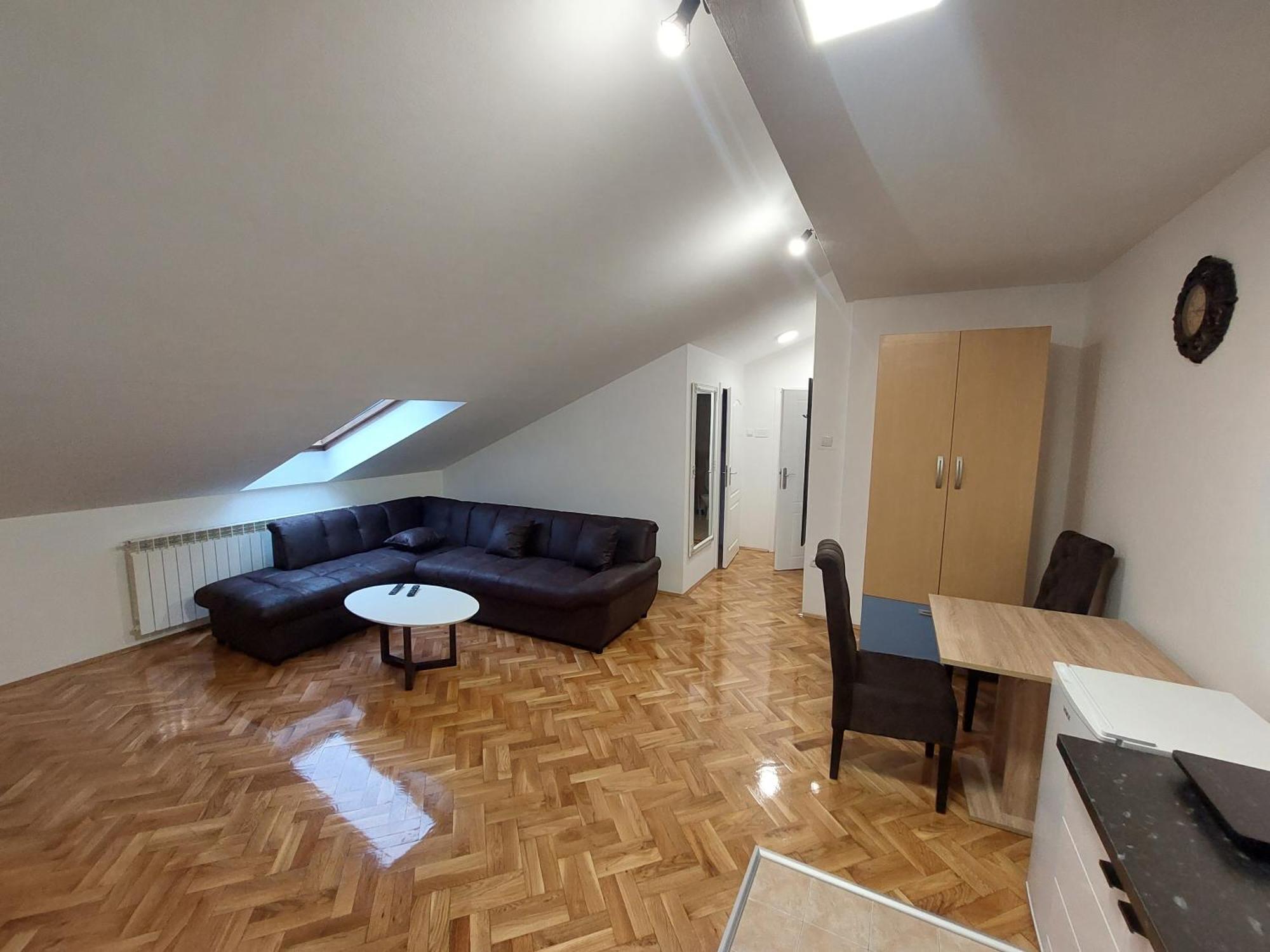 Apartmani Jasmin Novi Sad Exterior photo