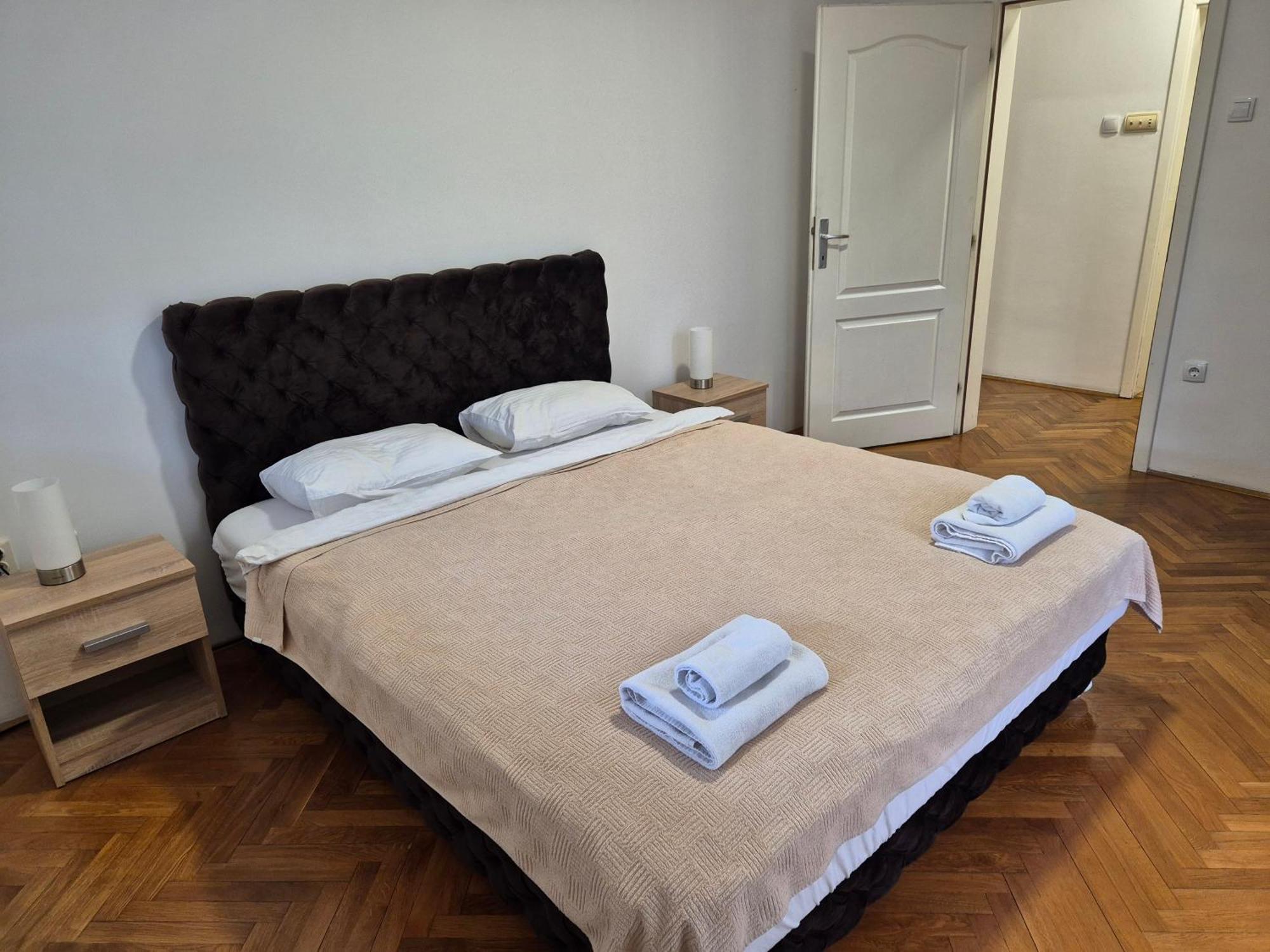 Apartmani Jasmin Novi Sad Exterior photo